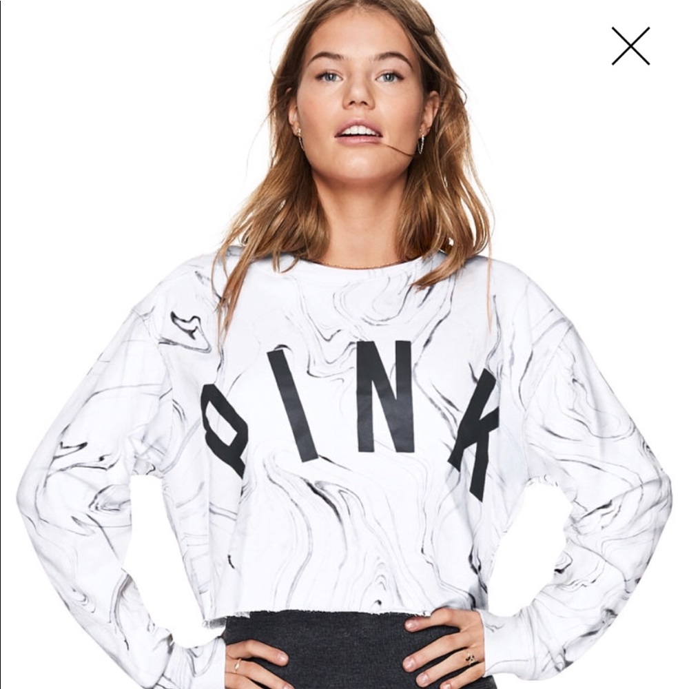 VS PINK BLACK AND WHITE MARBLE CROPPED CREWNECK